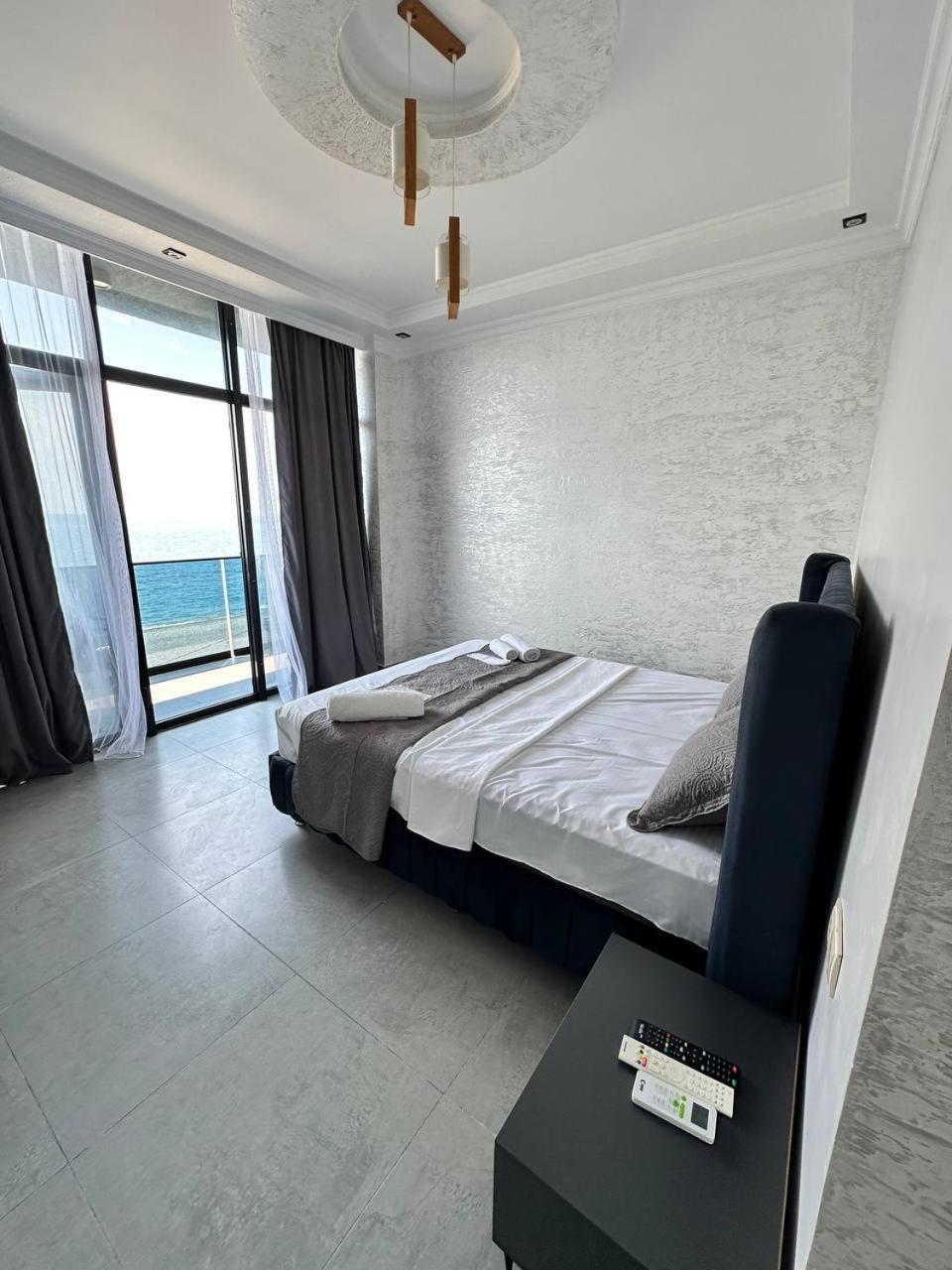 Hotel Black Sea Kobuleti Exterior foto